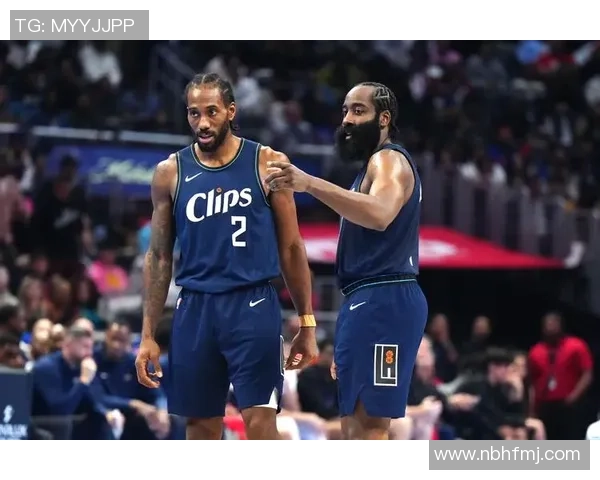 4月25日勇士与快船精彩对决录像回放全程回顾与分析