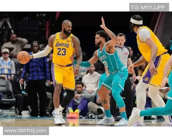 NBA2016赛季湖人与黄蜂精彩对决视频回顾及精彩瞬间分析