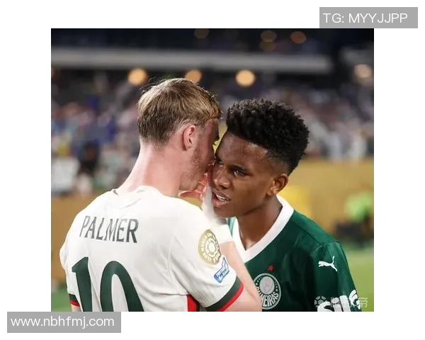 亚马逊记者赛后用英葡双语采访埃斯特旺,因超卓翻译才能走红 亚马逊记者赛后用英葡双语采访埃斯特旺,因超卓翻译才能走红